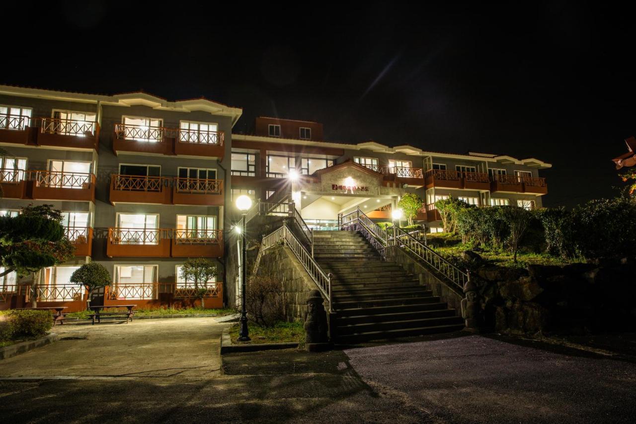 Jeju Tovice Condo Family Exterior foto